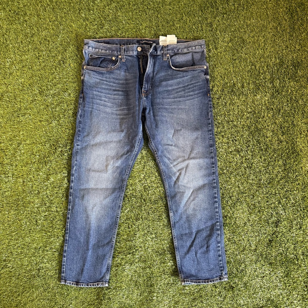 Calvin Klein Jeans Slim Fit in Deep Blue